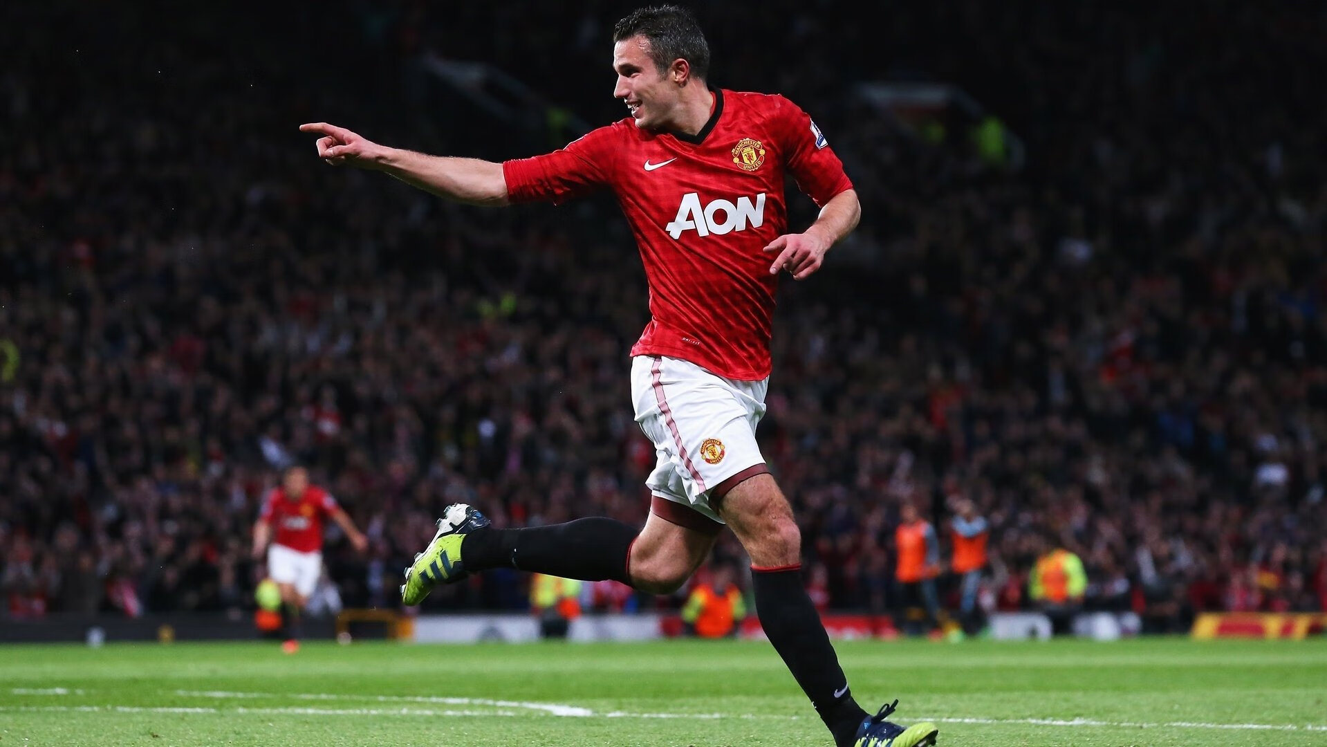 AC MILAN SPORTS全站-欧冠16强：豪门逐鹿，谁将迈向半决赛？，欧冠十六强比赛结果